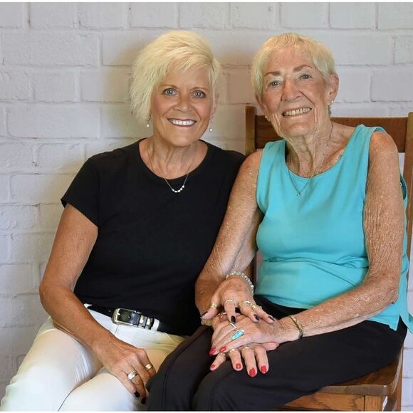 Set of 4 New Crocheted Doilies - Picture 7 of 7